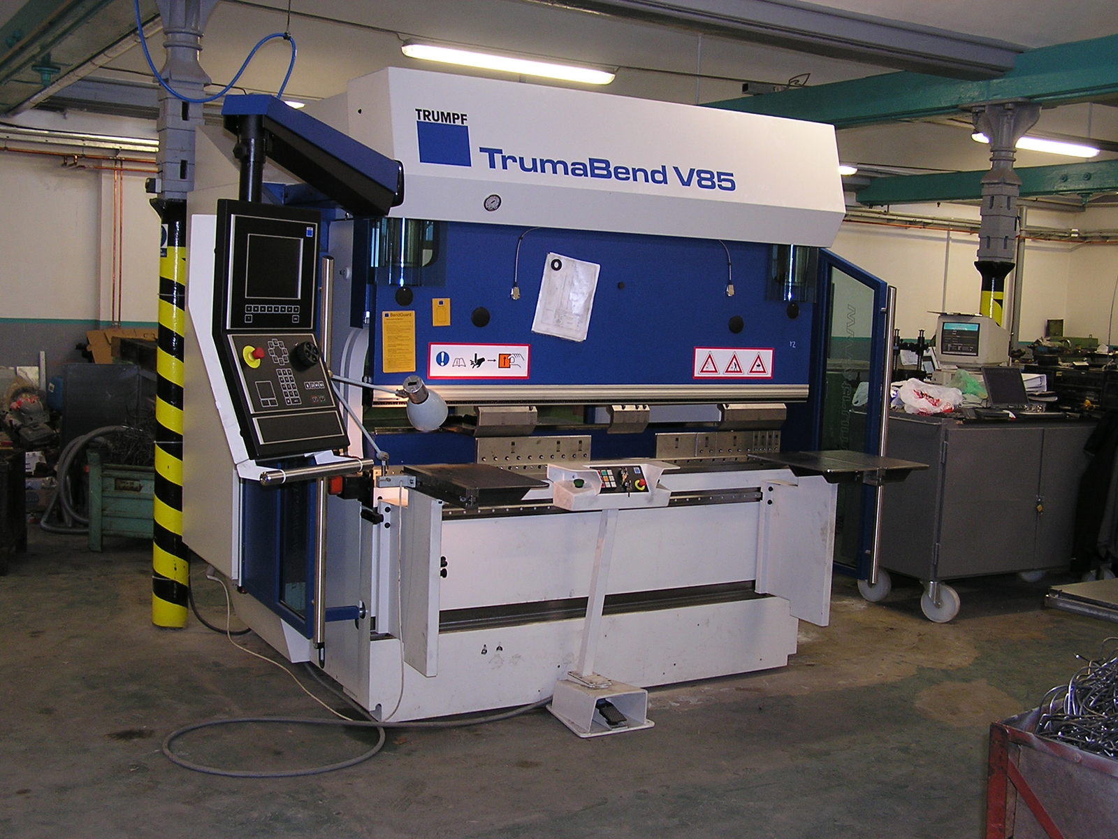 TRUMPF TrumaBend V85 chamfering press